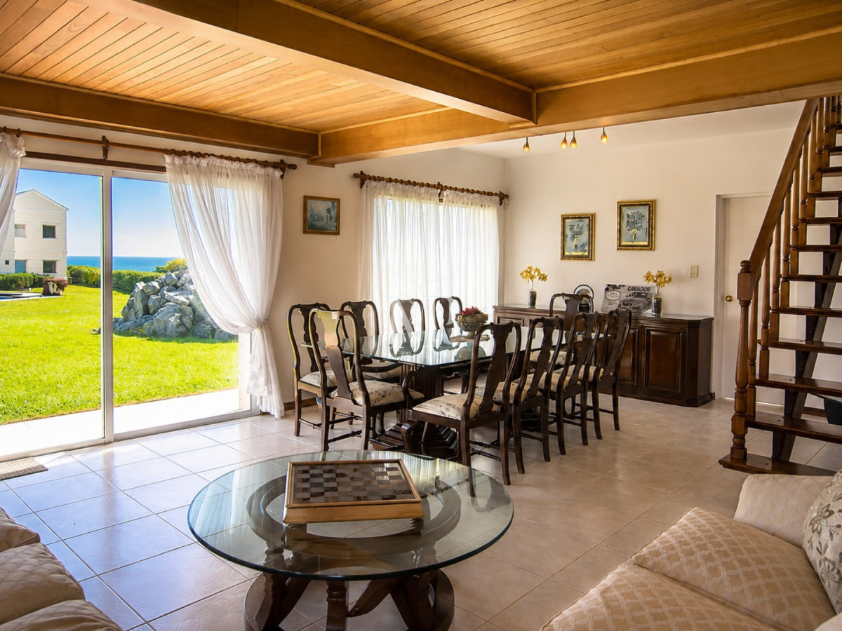 Casa ID.87 - Espectacular Mansion frente al mar, Playa Mansa.