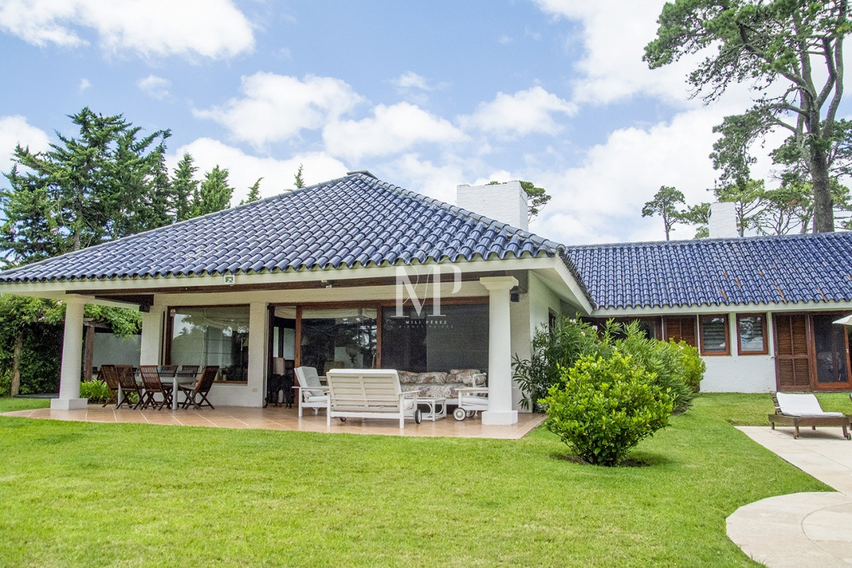 Casa ID.89 - Espectacular casa en ubicacion privilegiada al lado del Club del Golf