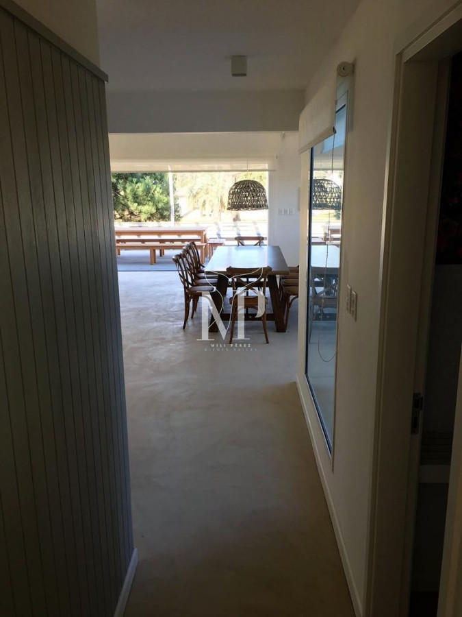 Casa ID.113 - Hermosa casa en venta en José Ignacio de 5 dormitorios 