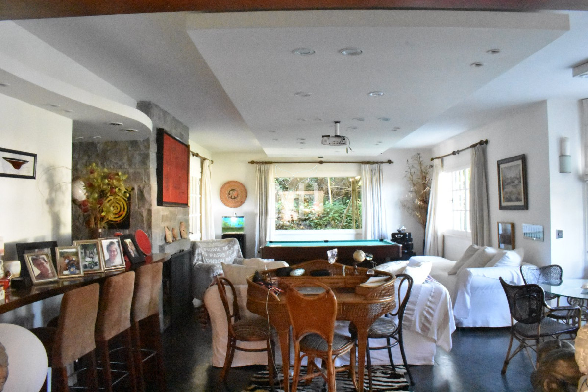 Casa ID.111 - Vende casa espectacular en playa mansa , Punta del Este 