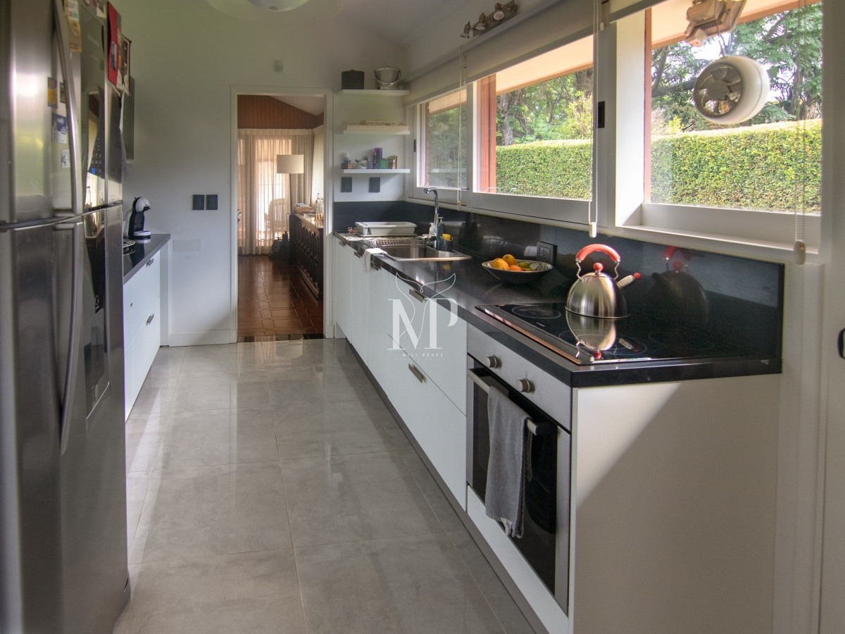 Casa ID.131 - Casa de gran tamaño ubicada en zona de paz y tranquilidad.