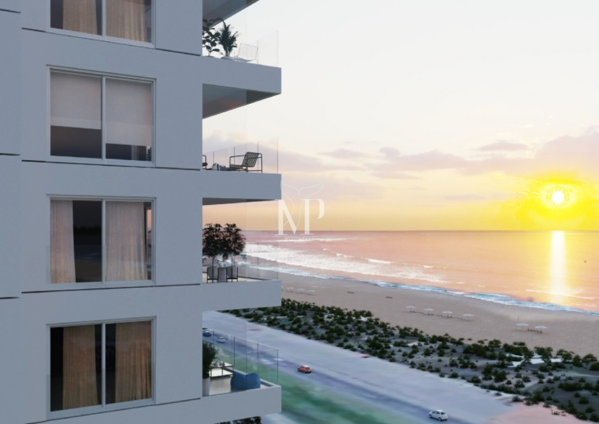 Apartamento ID.45 - Departamento frente al mar en venta, Piso alto. 3 dormitorios. Torre Le Parc,  Punta del Este