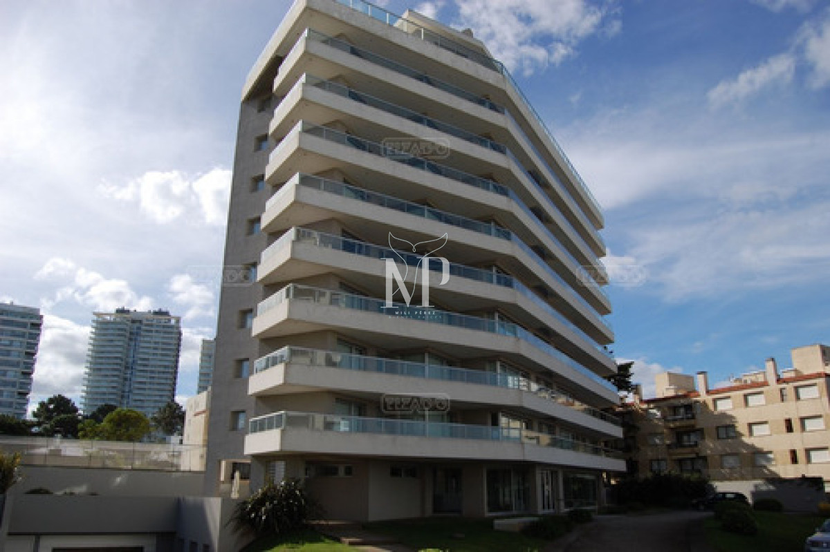 Apartamento ID.142 - Apartamento de 3 dormitorios en Brava Biarritz, Punta del Este
