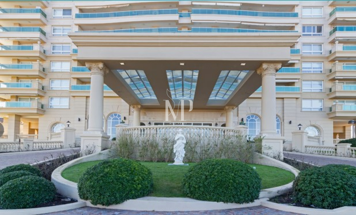 Apartamento ID.64 - Apartamento en venta en Mansa, Punta del Este de 3 dormitorios en suite.