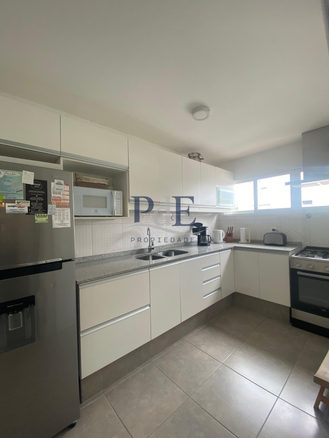 Vende apartamento con vista al mar de 3 dormitorios, Punta del Este - Imagen 16