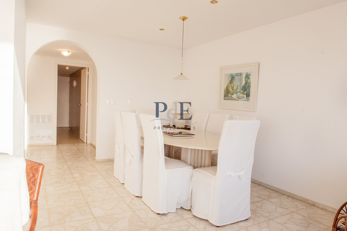 Vende departamento de 3 dormitorios con vista al Puerto, Punta del Este - Imagen 3