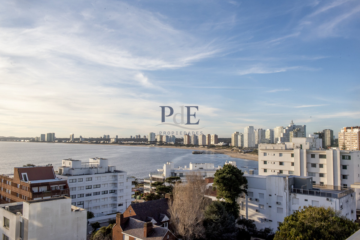 Vende departamento de 3 dormitorios con vista al Puerto, Punta del Este - Imagen 8