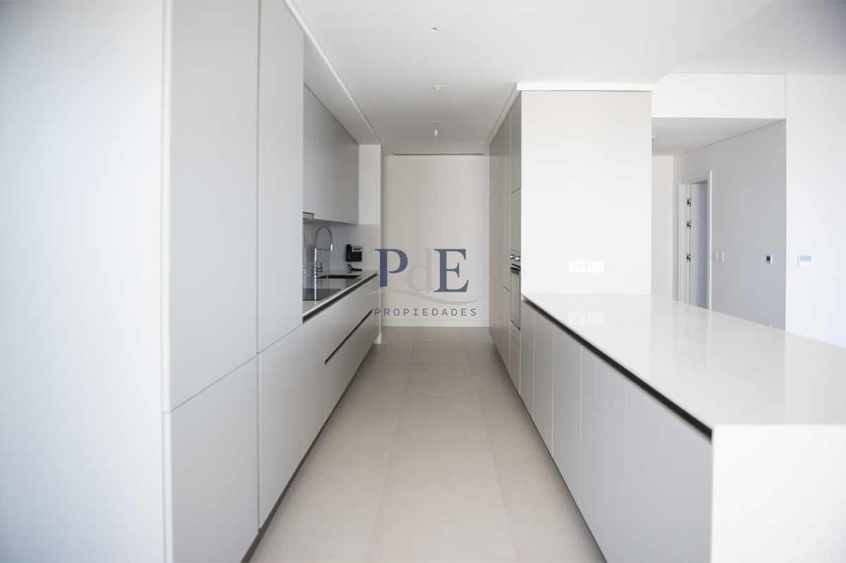 Vende Le Parc IV Esquinero a estrenar ! Punta del Este  - Imagen 19