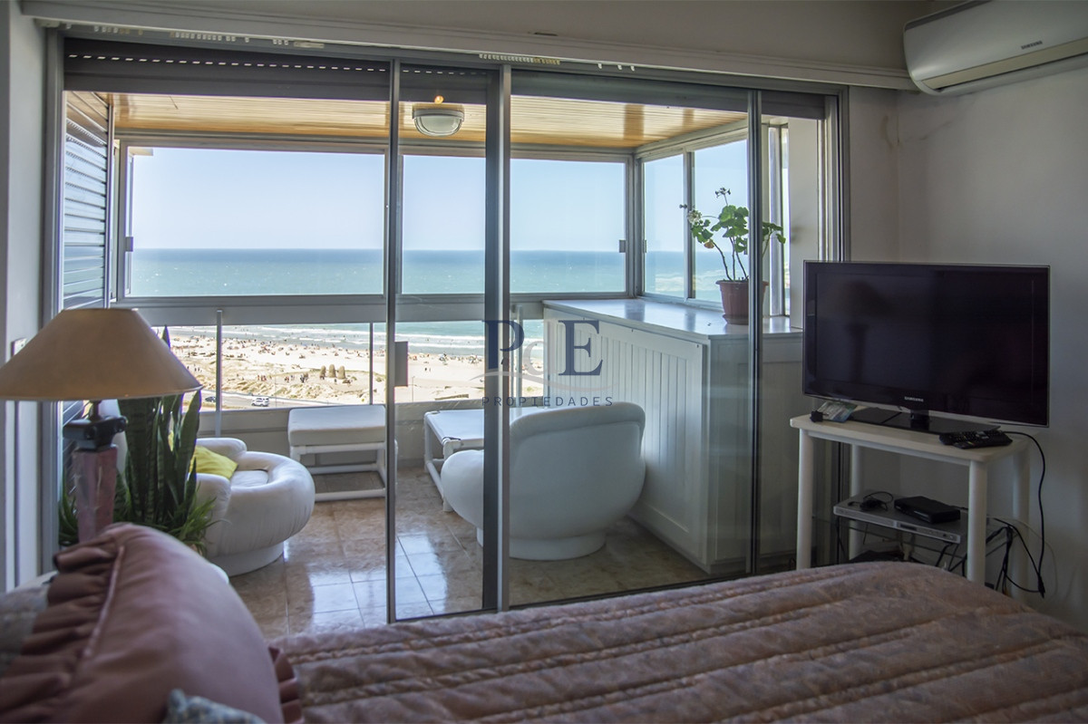 Apartamento en venta con vista a Playa Brava!! - Imagen 23