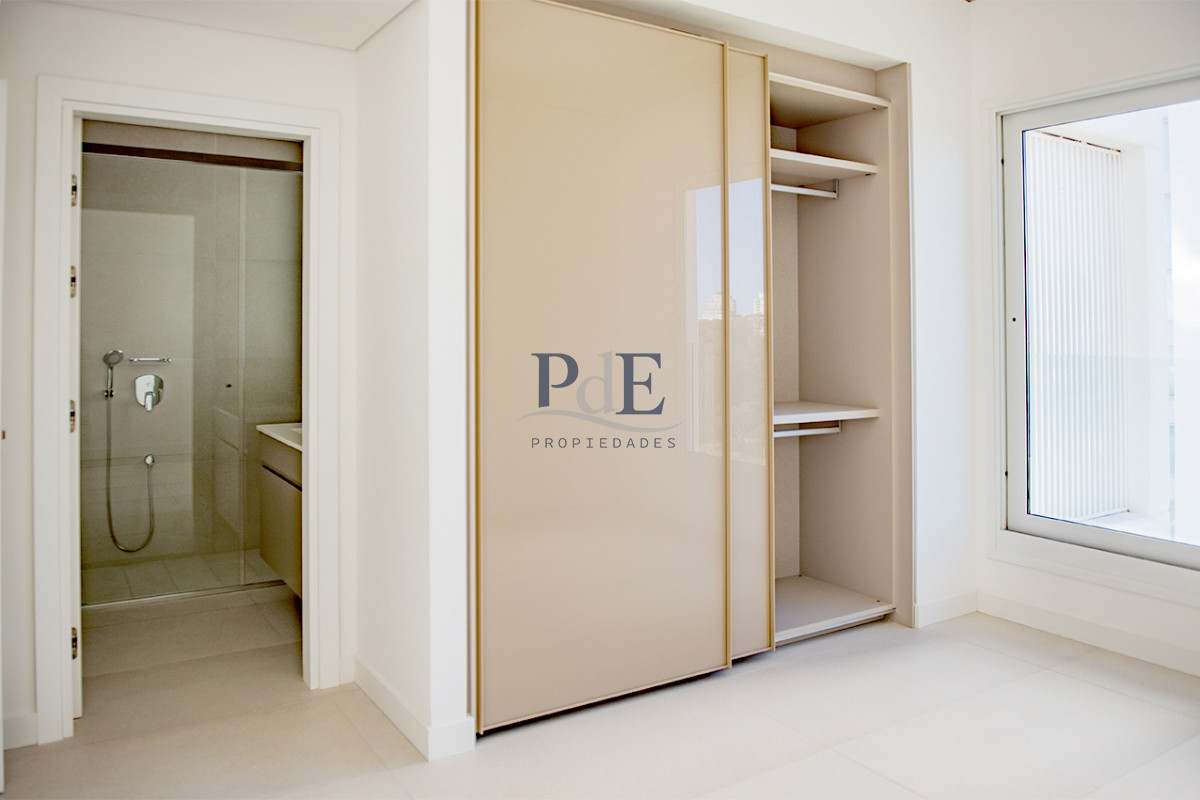 Vende Le Parc IV Esquinero a estrenar ! Punta del Este  - Imagen 45