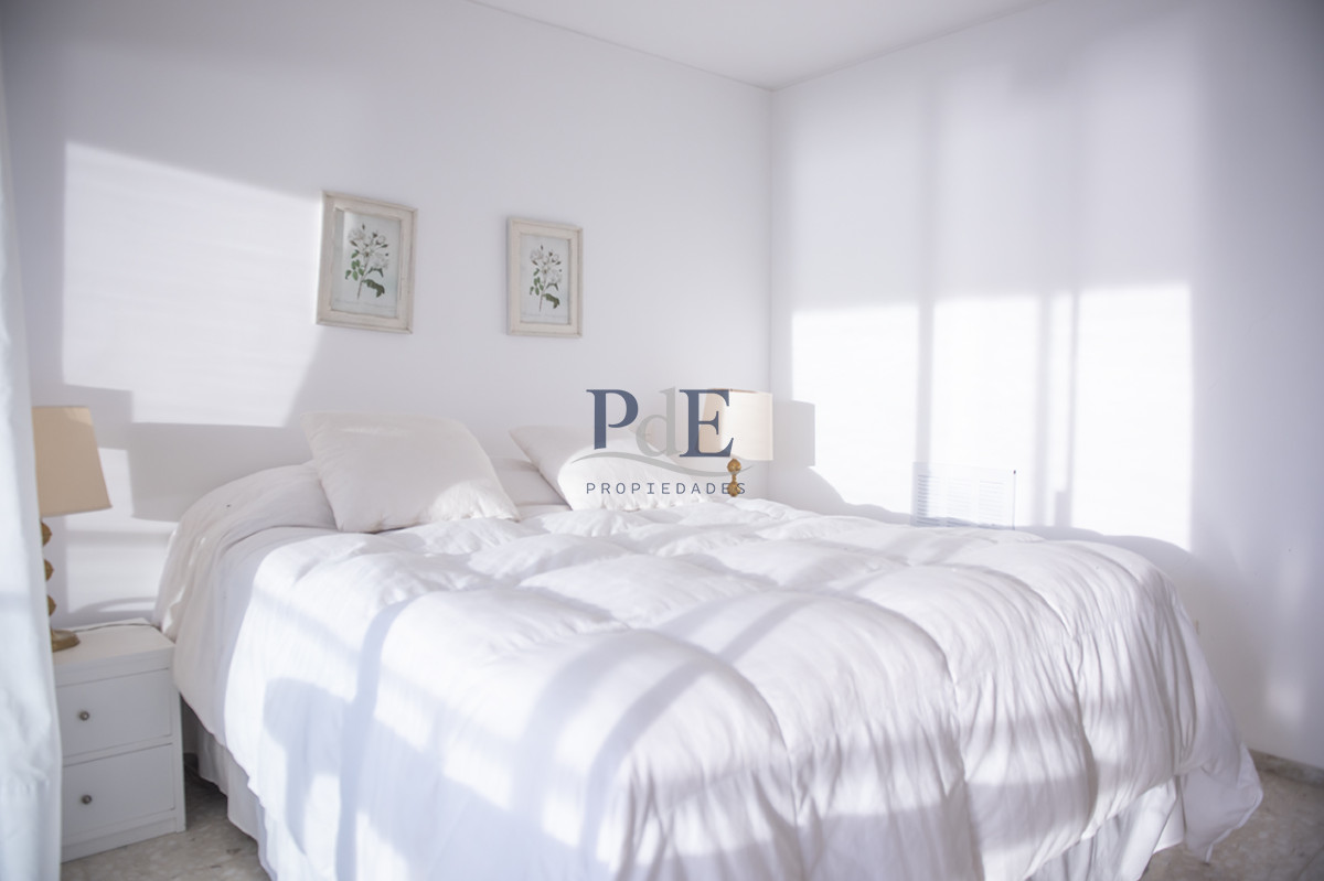 Vende departamento de 3 dormitorios con vista al Puerto, Punta del Este - Imagen 17