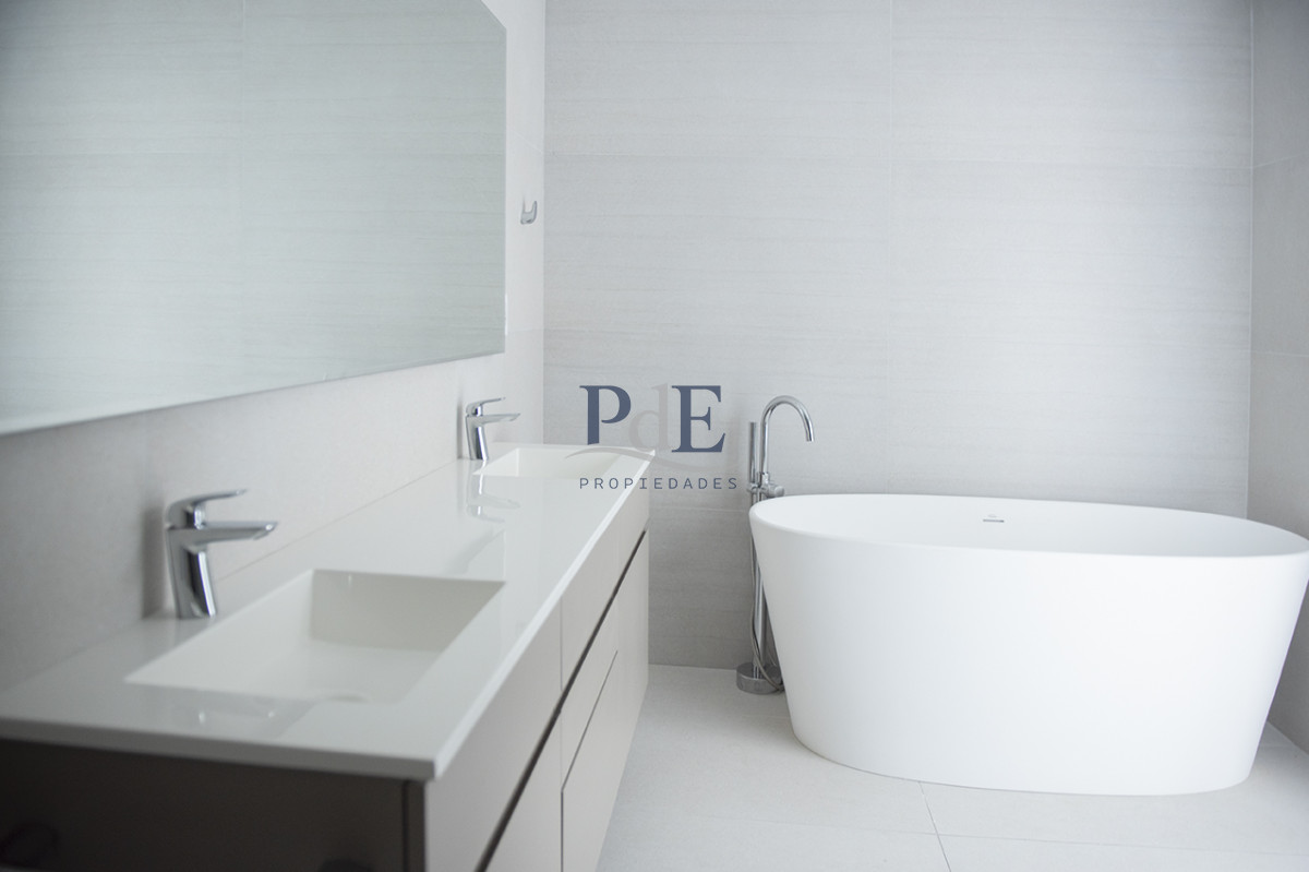 Vende Le Parc IV Esquinero a estrenar ! Punta del Este  - Imagen 24