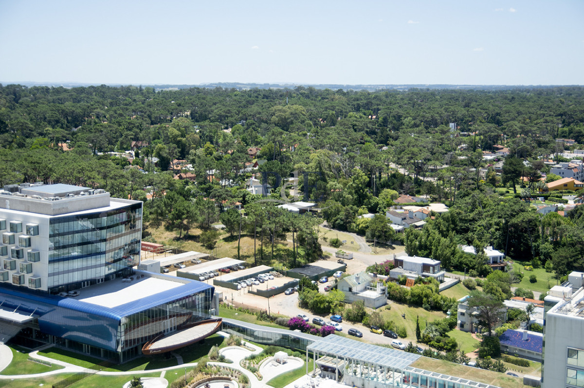 Le Parc III Punta Del Este,departamento de 4 dormitorios en venta. - Imagen 17