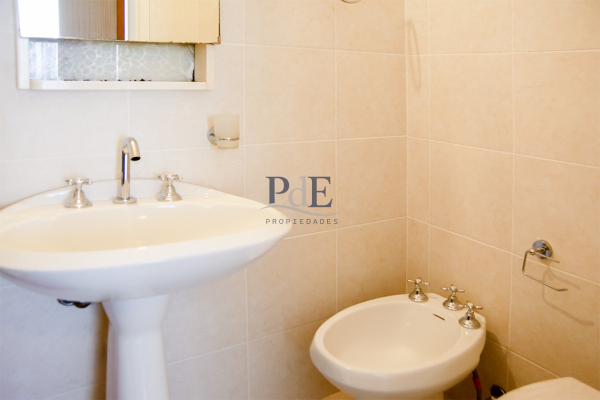 Apartamento en venta con vista a Playa Brava!! - Imagen 18