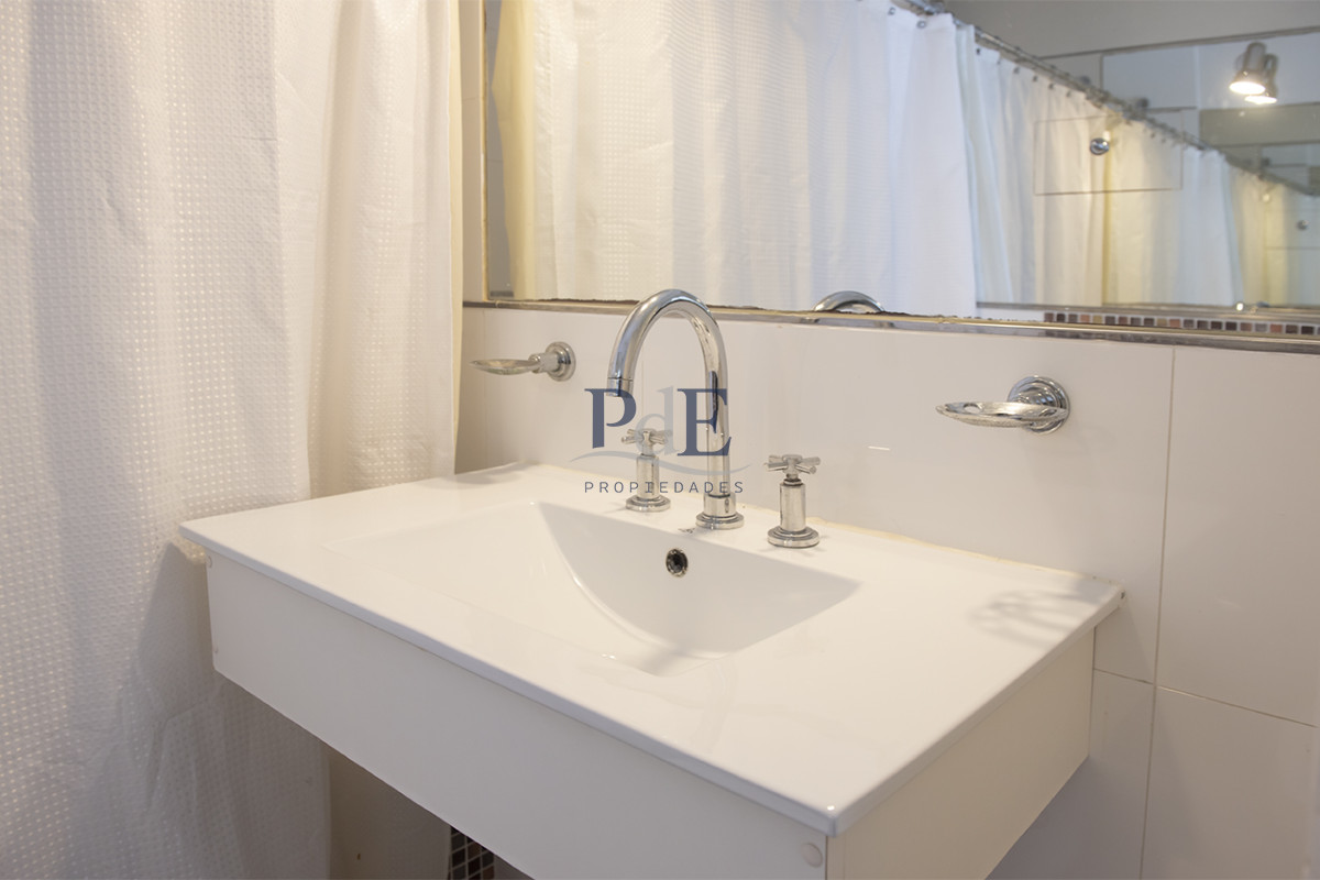 Apartamento en Venta de 2 dormitorios en Edificio Panorama , Punta del este  - Imagen 17