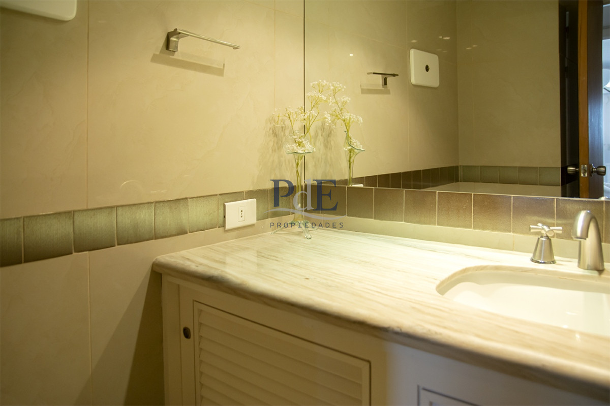 Apartamento en venta con vista a Playa Brava!! - Imagen 19