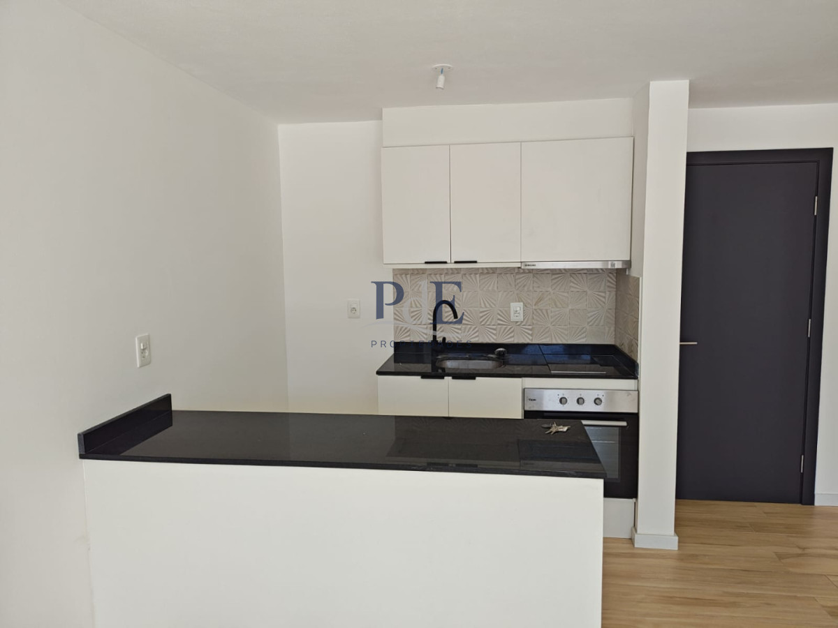 Apartamento de 1 dormitorio a estrenar a pasos del mar - Imagen 3