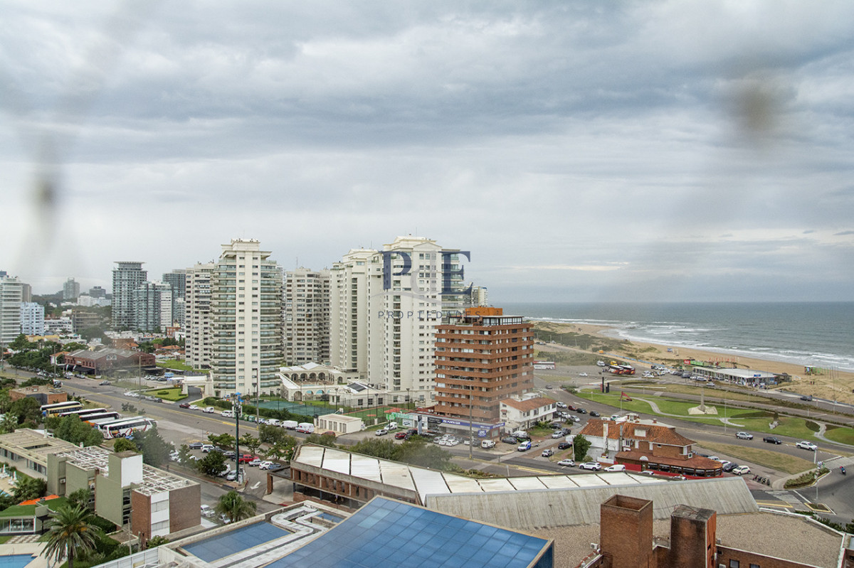 Departamento de 3 dormitorios en Punta del este - Imagen 13
