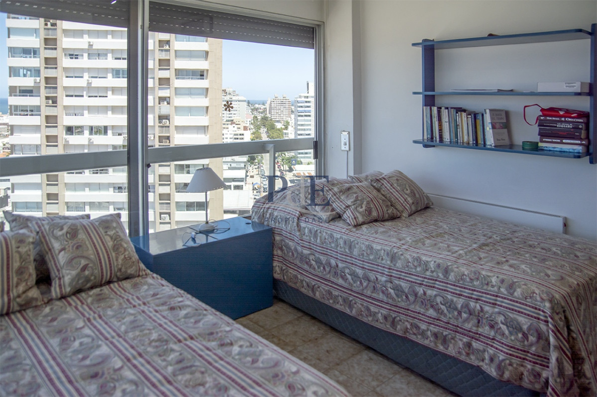 Apartamento en venta con vista a Playa Brava!! - Imagen 38