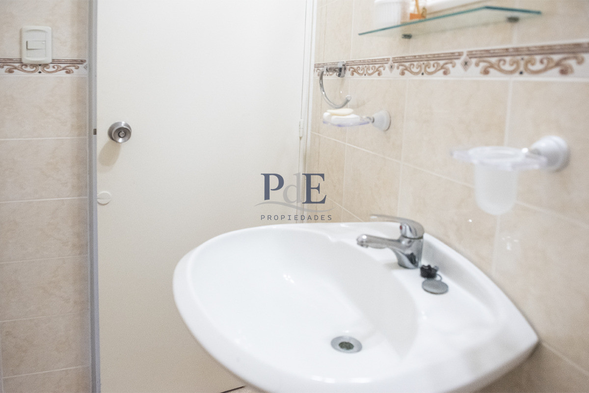 Apartamento de un dormitorio en venta en Península, vista al mar.  - Imagen 17