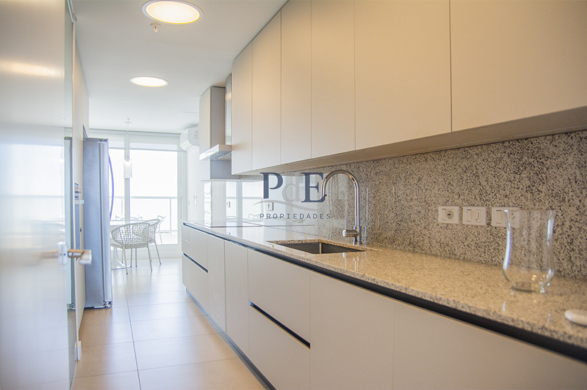Le Parc III Punta Del Este,departamento de 4 dormitorios en venta. - Imagen 9