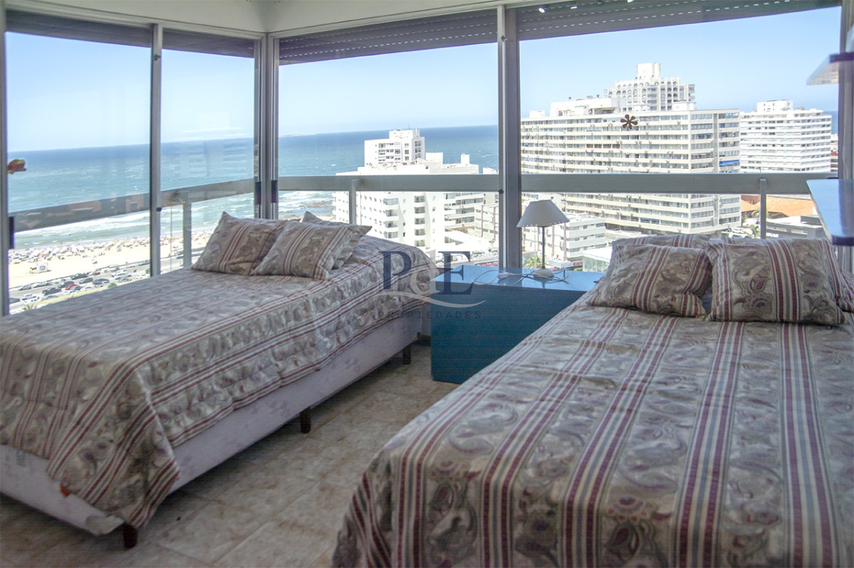 Apartamento en venta con vista a Playa Brava!! - Imagen 37