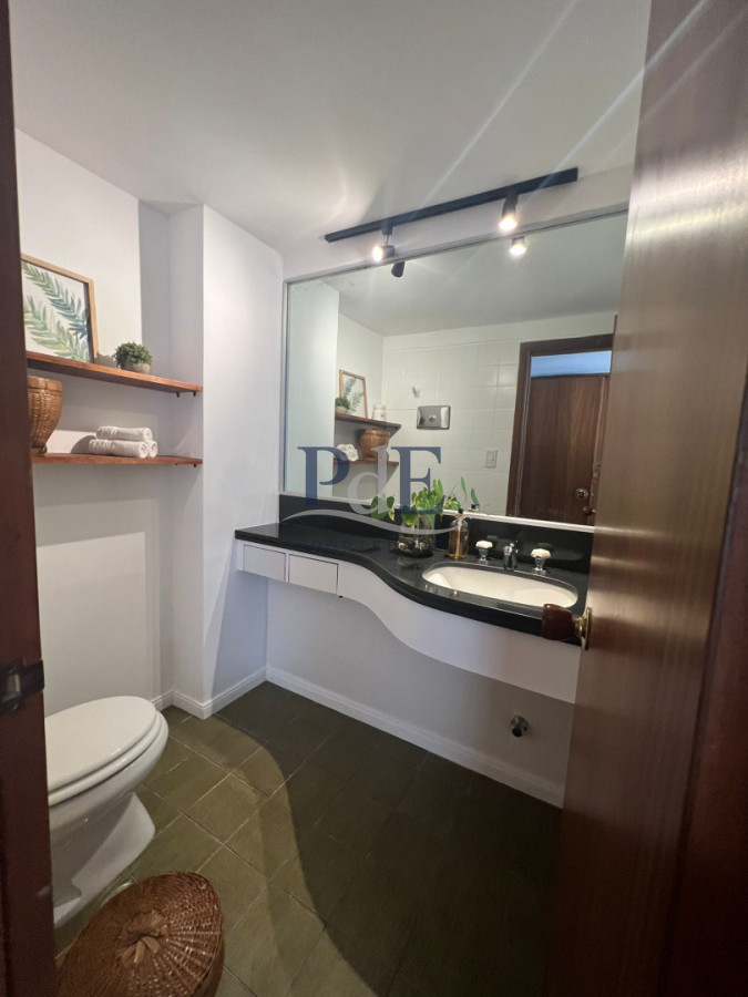 En venta apartamento de 2 mas dep. en Península, Punta del Este - Imagen 12