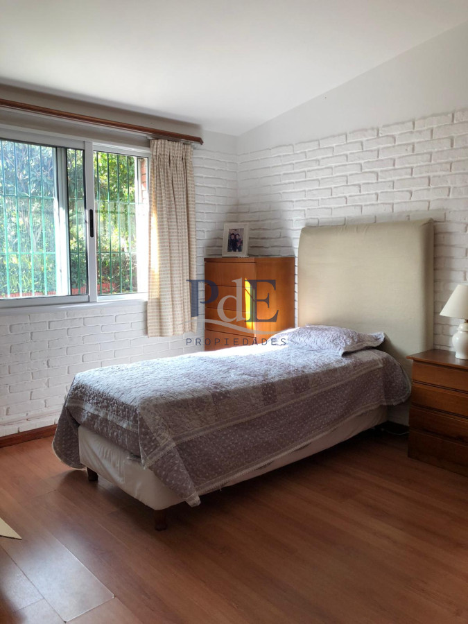 Vendemos casa en Playa Mansa Punta del este - Imagen 9