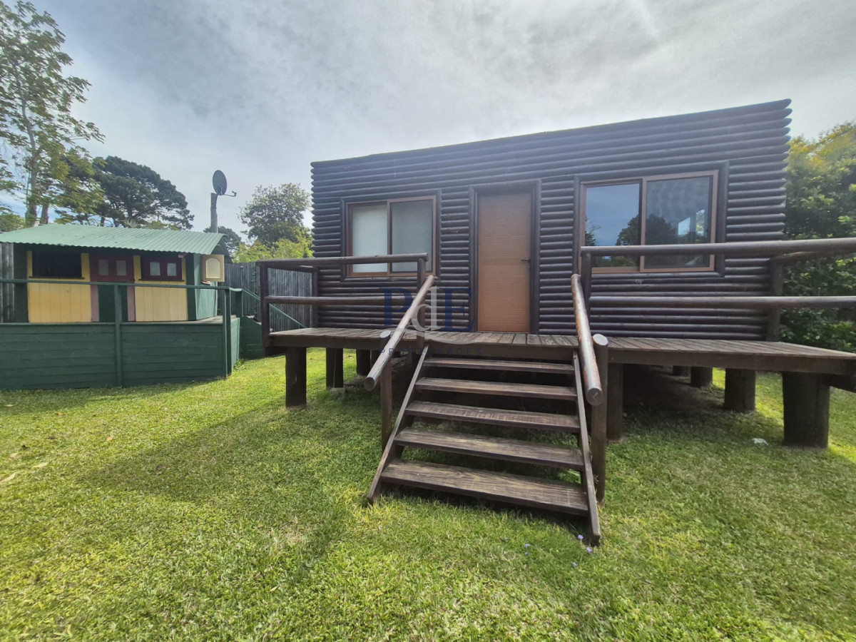 Casa de 4 dormitorios en Punta del Este con 2300 m2 de terreno - Imagen 42