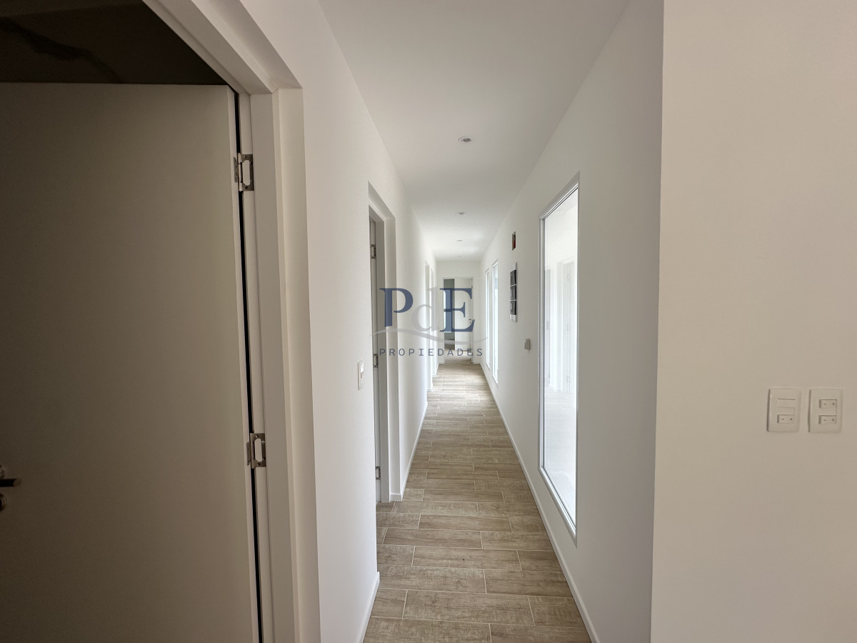 Vende casa de 3 dormitorios a estrenar, Punta del Este - Imagen 9