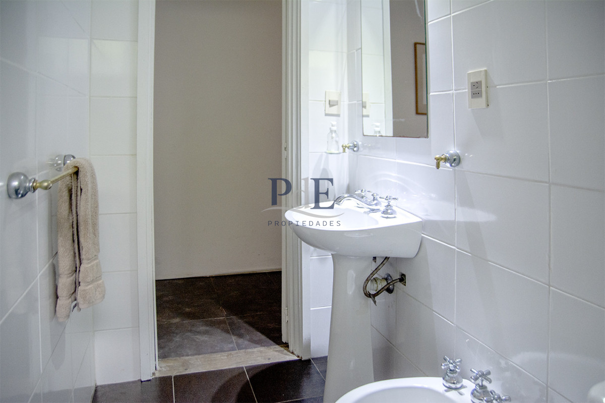 Casa en Mansa, Punta del Este. 5 dormitorios, terreno de 674 m² - Imagen 35
