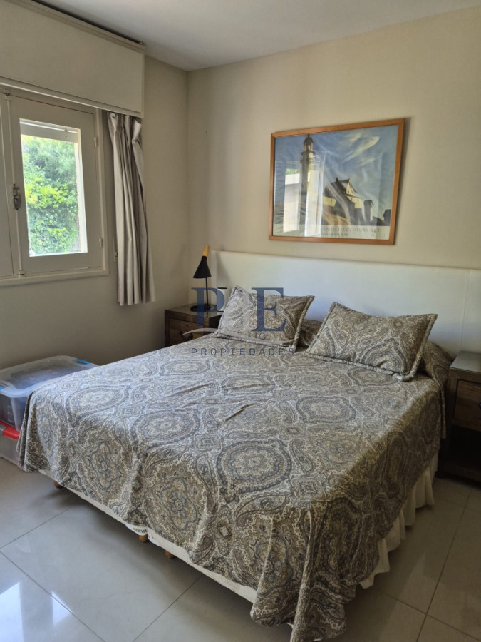 Casa de 4 dormitorios en Punta del Este con 2300 m2 de terreno - Imagen 33