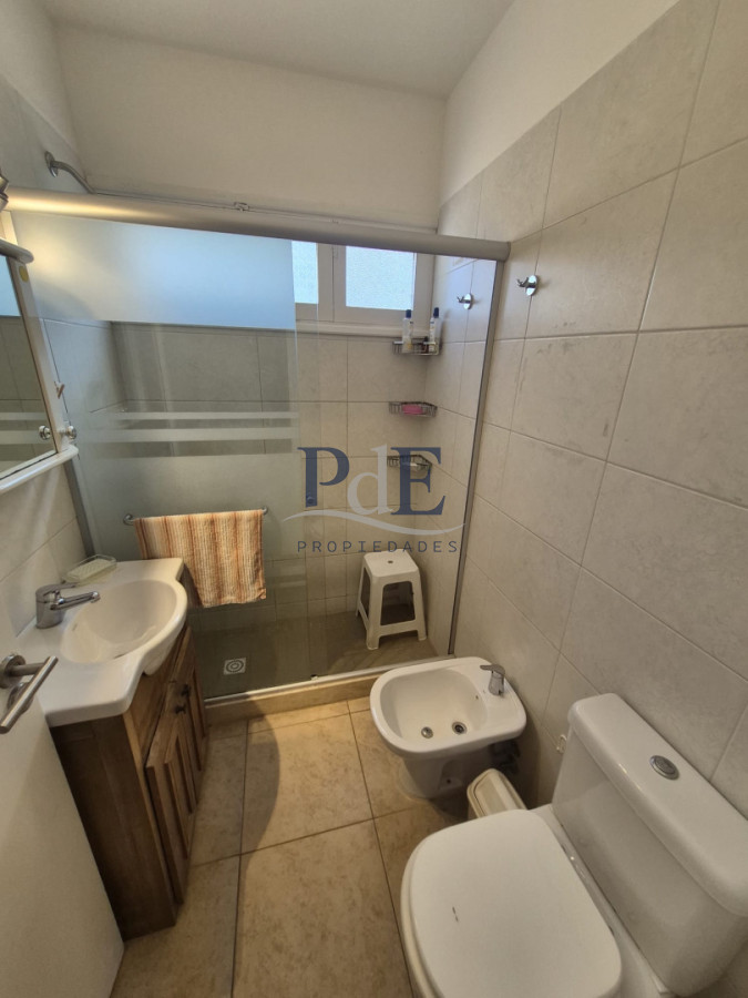 Casa de 4 dormitorios en Punta del Este con 2300 m2 de terreno - Imagen 23