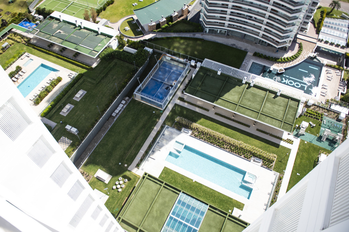 Apartamento ID.21098524 - Departamento frente al mar en venta, Piso alto. 3 dormitorios. Torre Le Parc,  Punta del Este