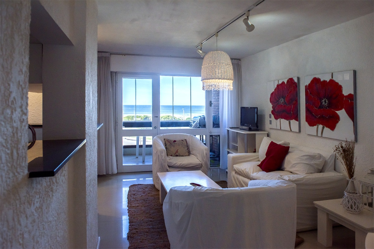 Apartamento ID.21098640 - Apartamento en Venta de 2 dormitorios en Edificio Panorama , Punta del este 