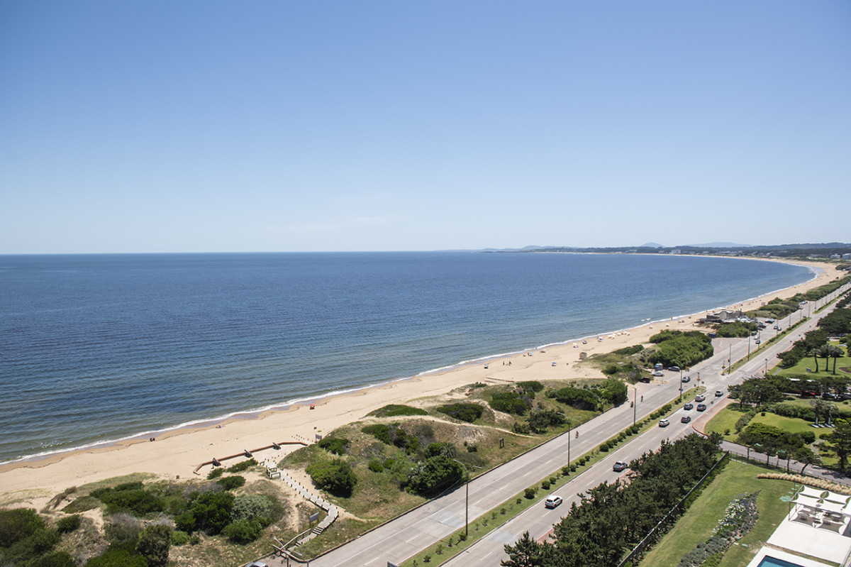 Apartamento ID.21098522 - Espectacular departamento en torre premium frente al mar en venta - UNIDAD REVENTA