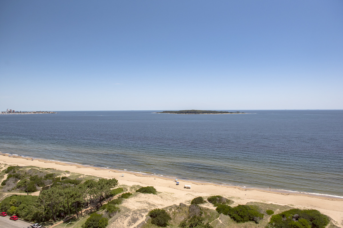 Apartamento ID.21098522 - Espectacular departamento en torre premium frente al mar en venta - UNIDAD REVENTA