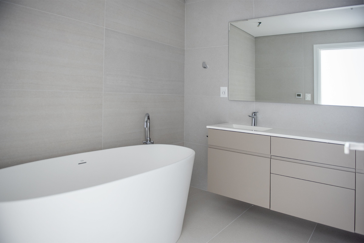 Apartamento ID.21098524 - Departamento frente al mar en venta, Piso alto. 3 dormitorios. Torre Le Parc,  Punta del Este