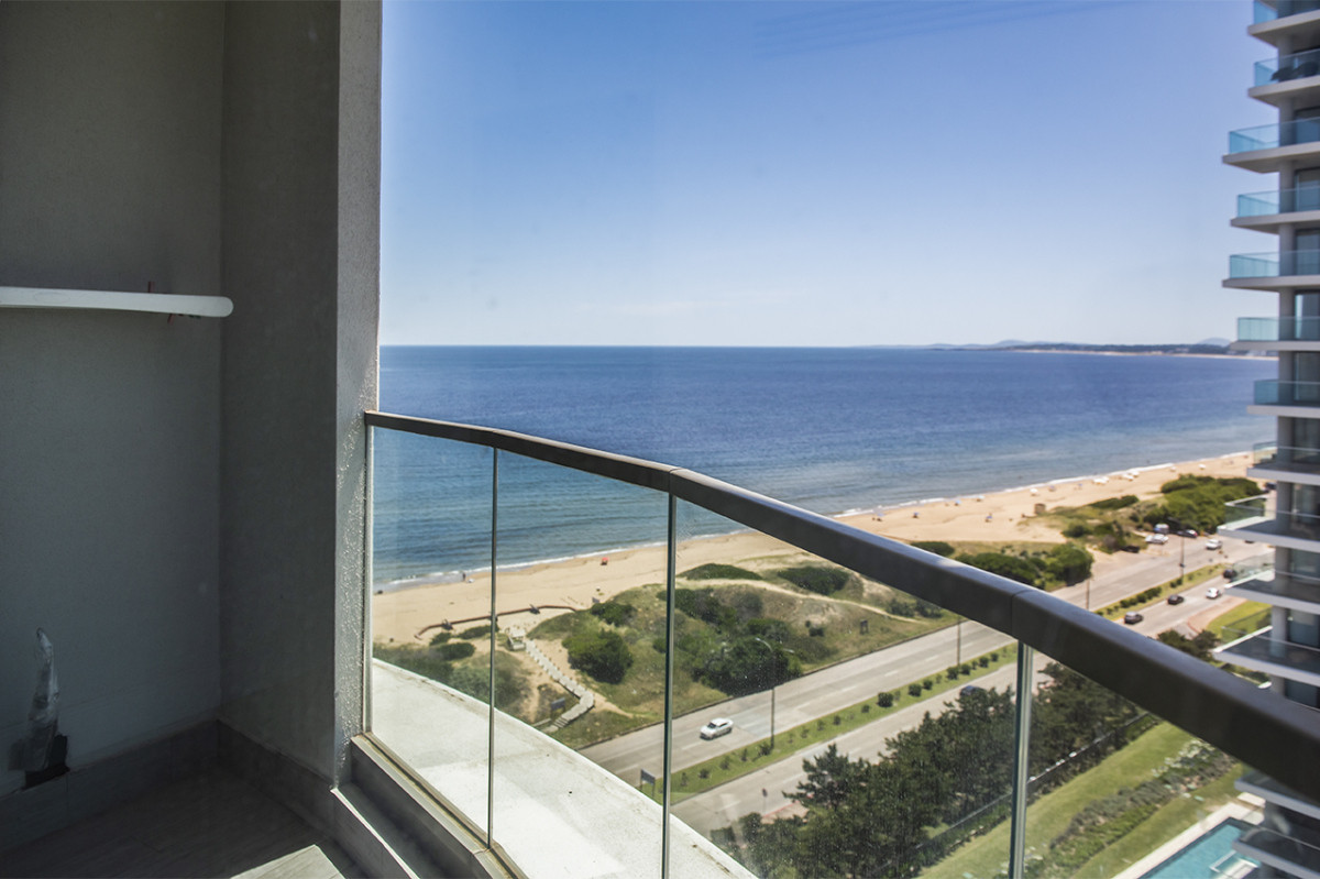 Apartamento ID.21098522 - Espectacular departamento en torre premium frente al mar en venta - UNIDAD REVENTA