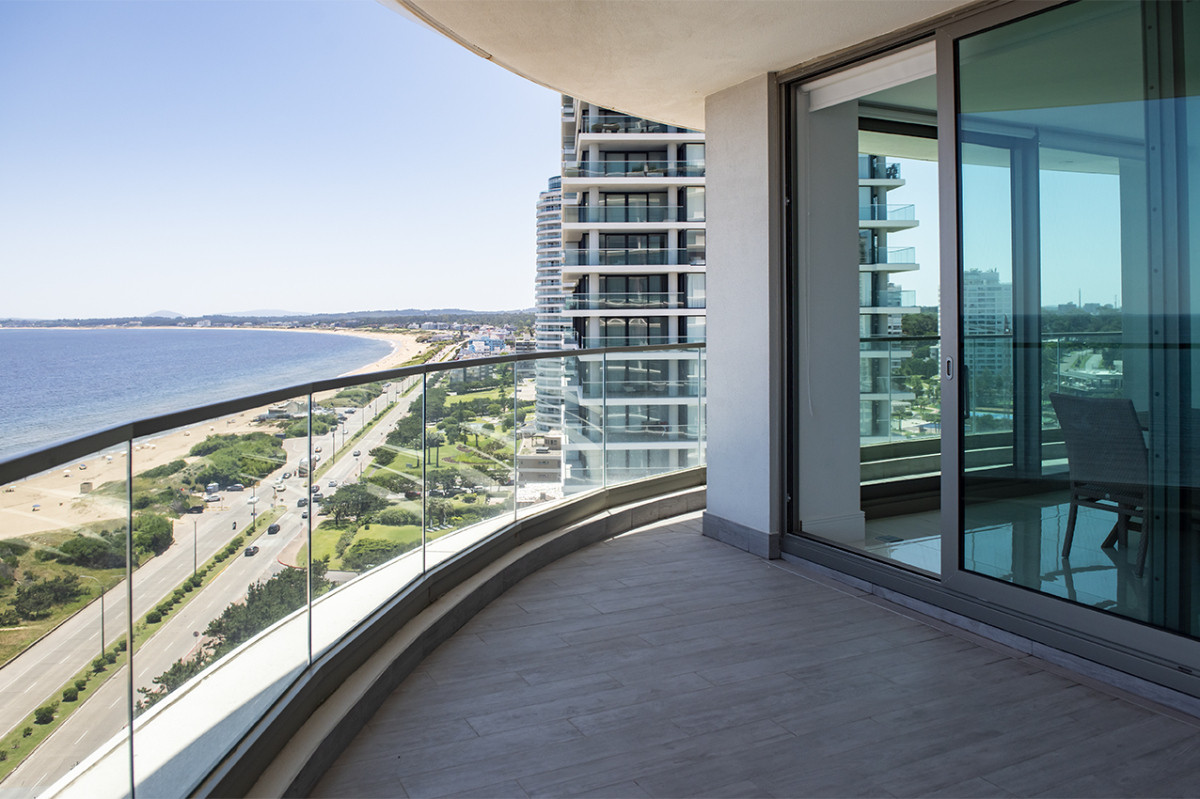 Apartamento ID.21098522 - Espectacular departamento en torre premium frente al mar en venta - UNIDAD REVENTA