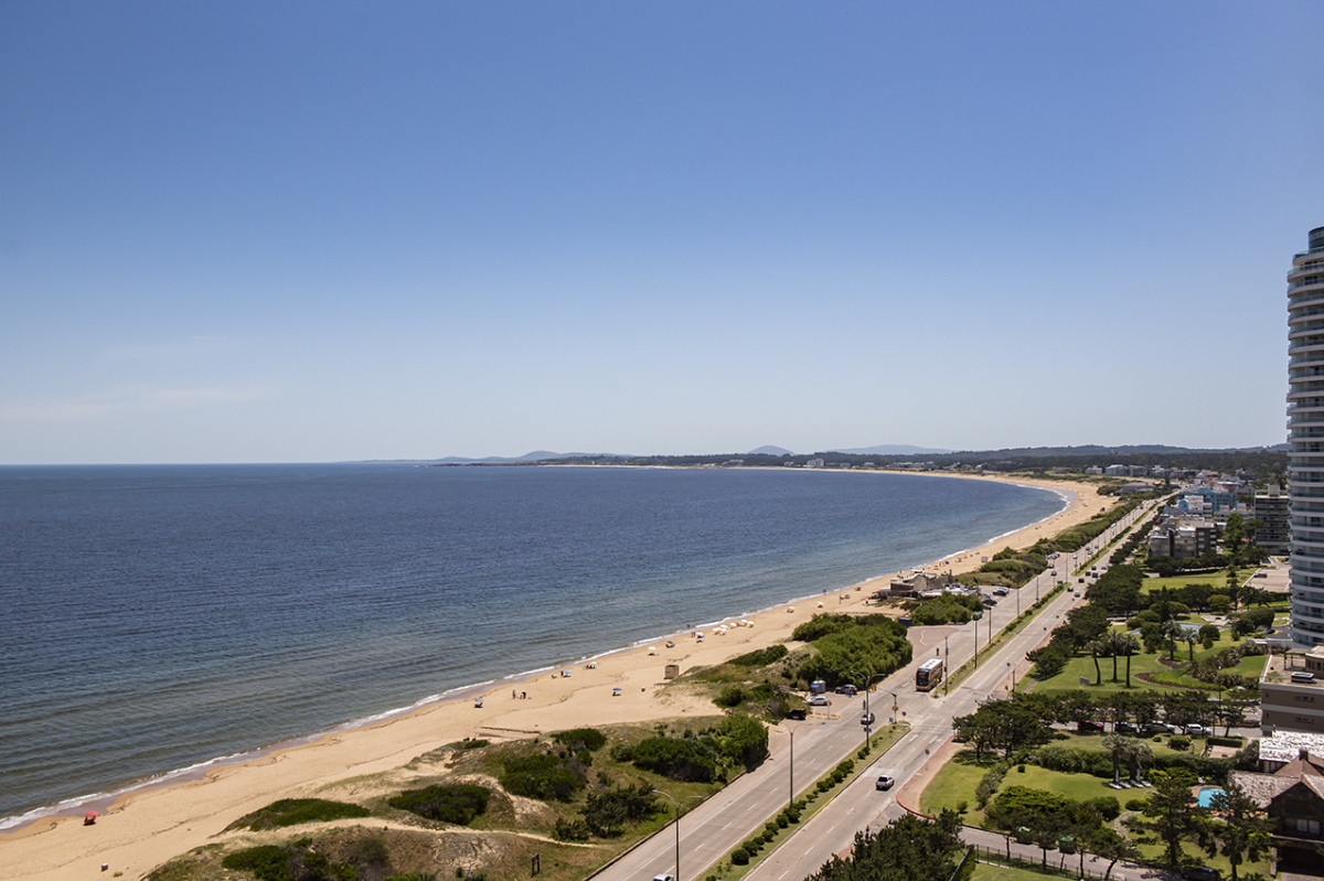Apartamento ID.21098522 - Espectacular departamento en torre premium frente al mar en venta - UNIDAD REVENTA