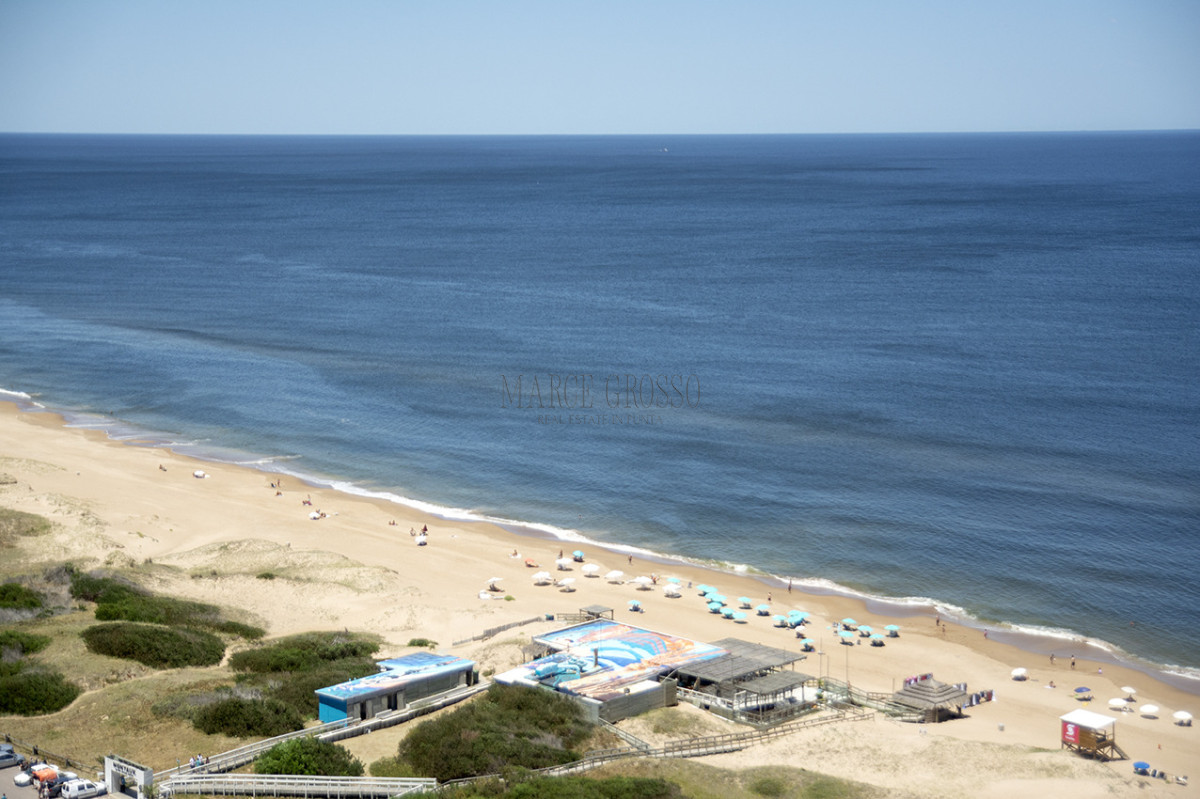 Apartamento ID.82 - Espectacular planta en LE PARC III, Esquinero en venta