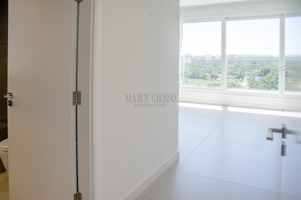 Apartamento ID.82 - Espectacular planta en LE PARC III, Esquinero en venta
