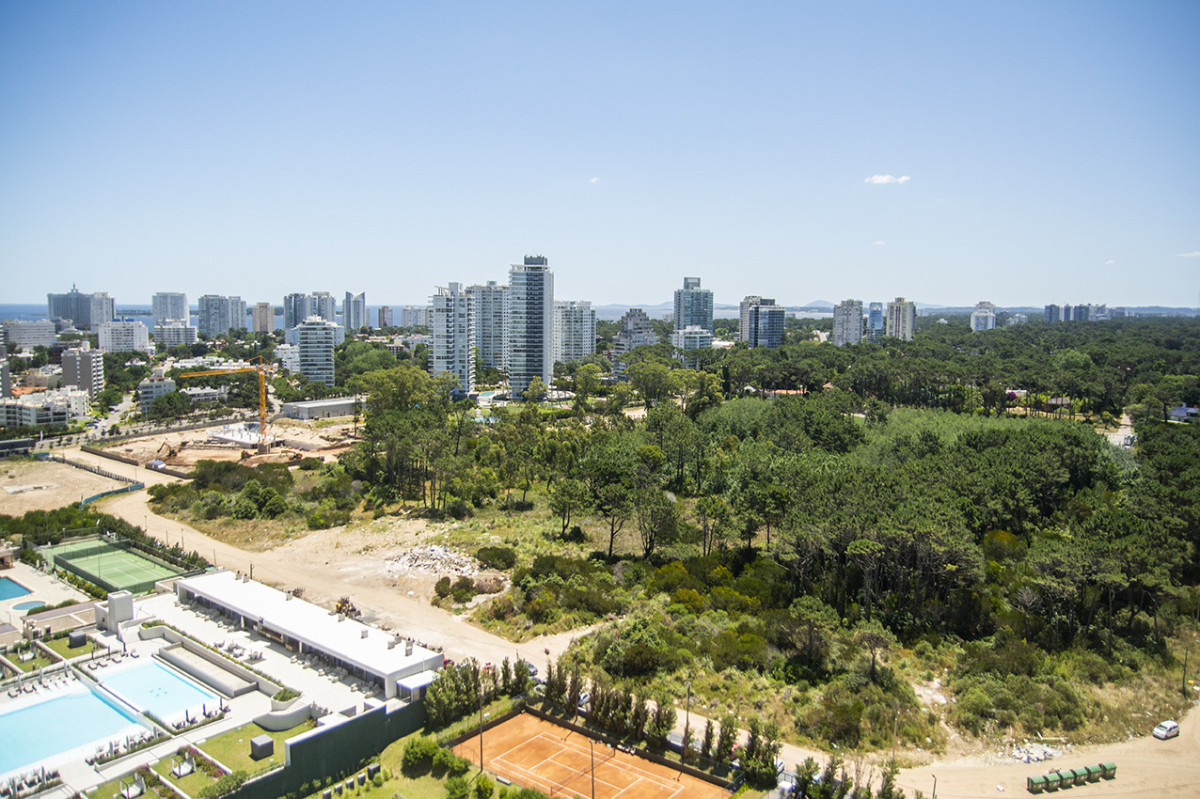 Apartamento ID.82 - Espectacular planta en LE PARC III, Esquinero en venta