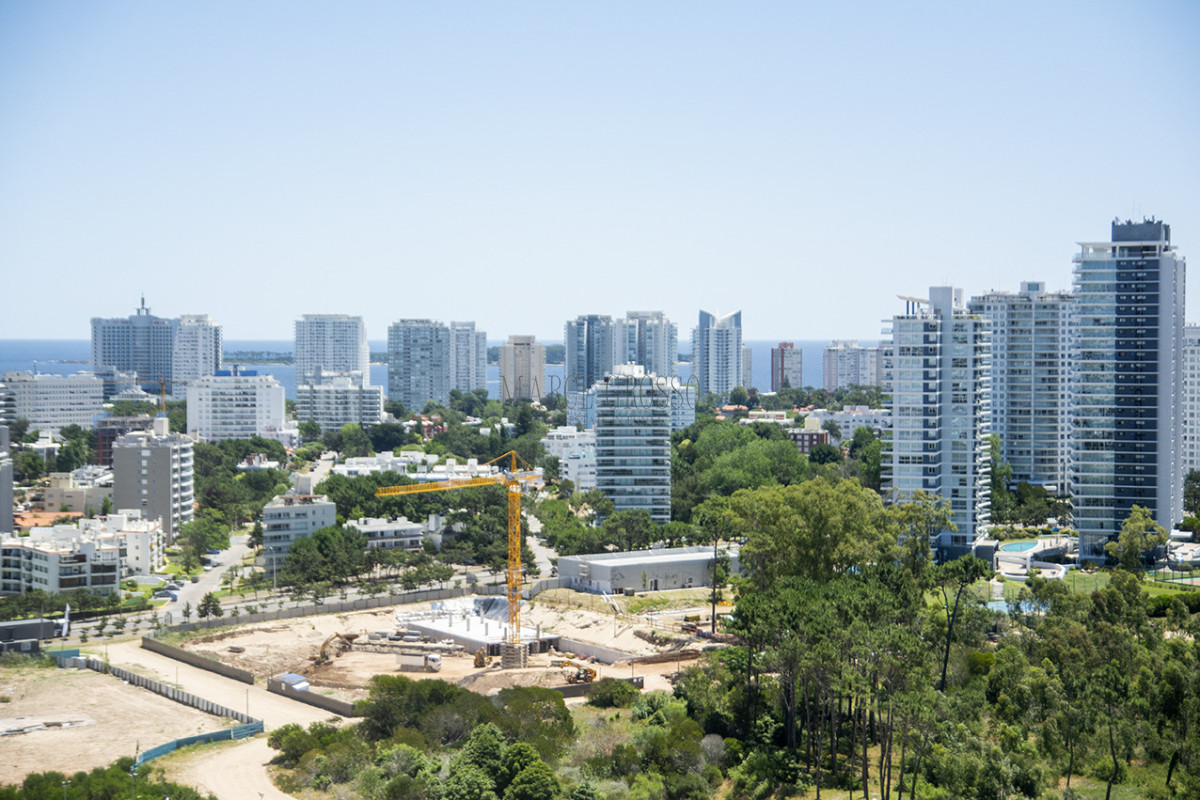 Apartamento ID.82 - Espectacular planta en LE PARC III, Esquinero en venta