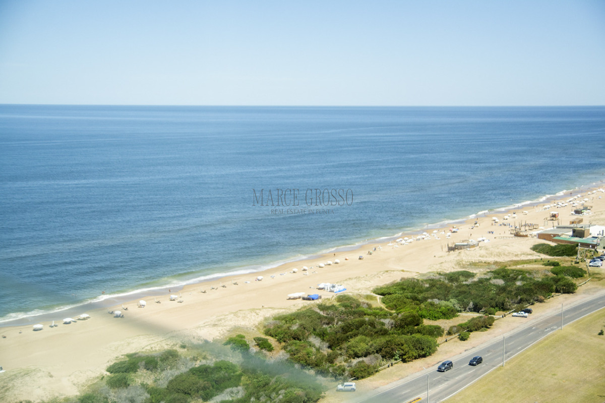 Apartamento ID.82 - Espectacular planta en LE PARC III, Esquinero en venta