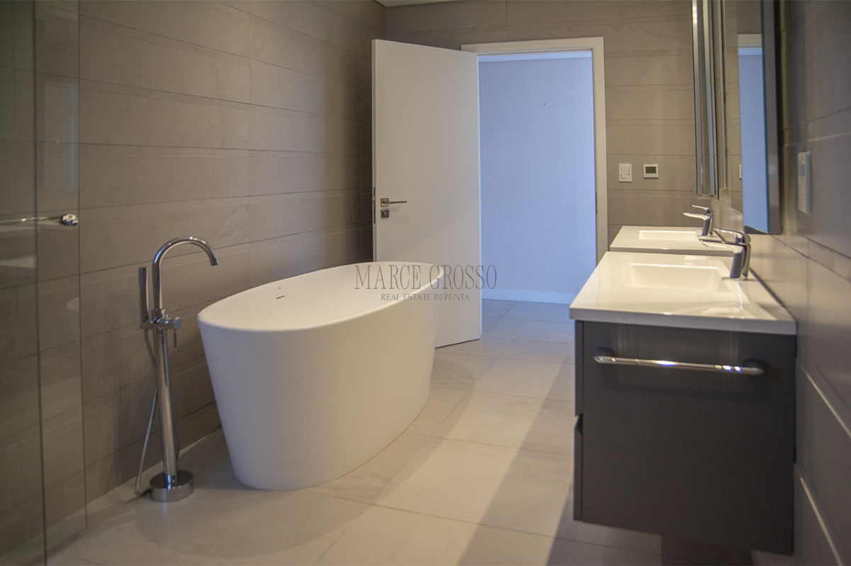 Apartamento ID.82 - Espectacular planta en LE PARC III, Esquinero en venta