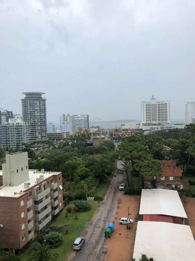 Apartamento ID.2532 - Vende apartamento de 1 dormitorio en Punta del Este 