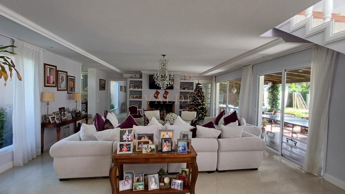 Casa ID.3050 - Casa en vente en Alborada , Punta del este , Barrio privado