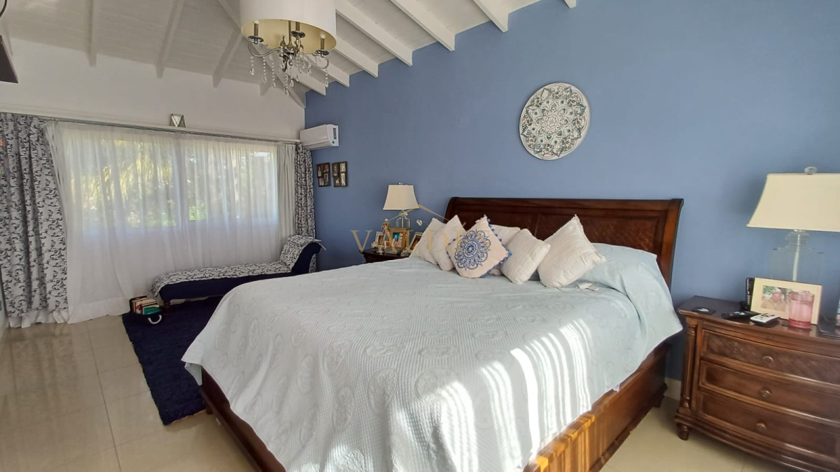 Casa ID.3050 - Casa en vente en Alborada , Punta del este , Barrio privado